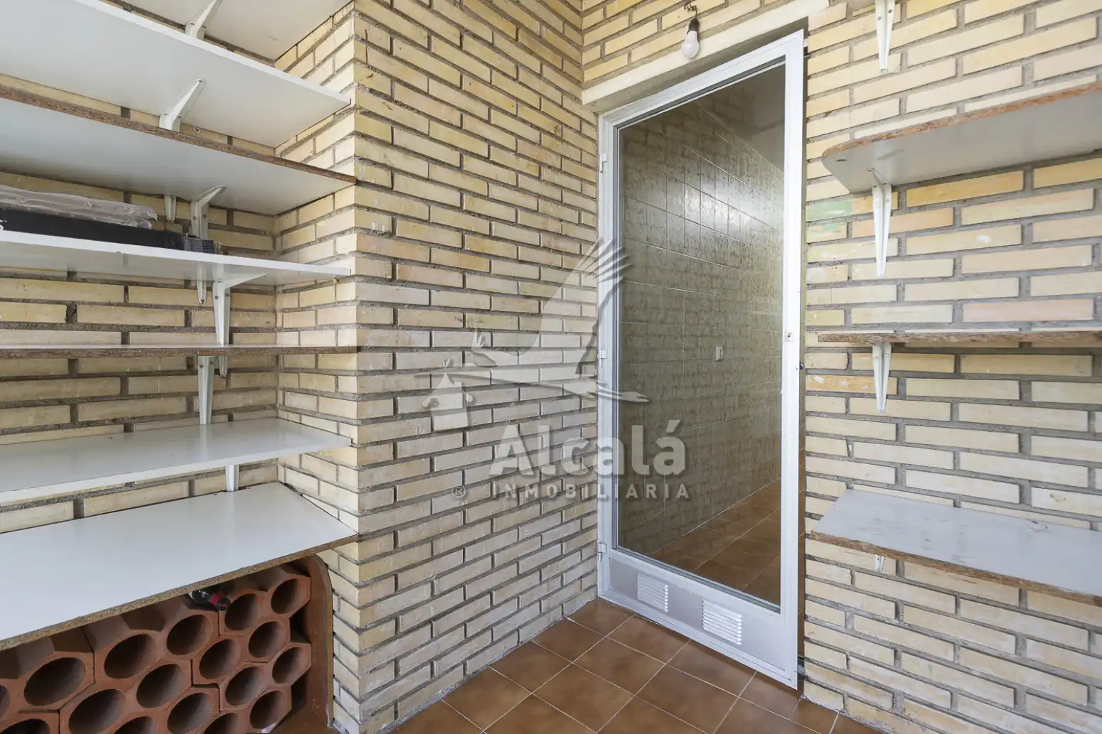 Piso en venta en Alcalá de Henares con Calefacción, Parquet y Terraza