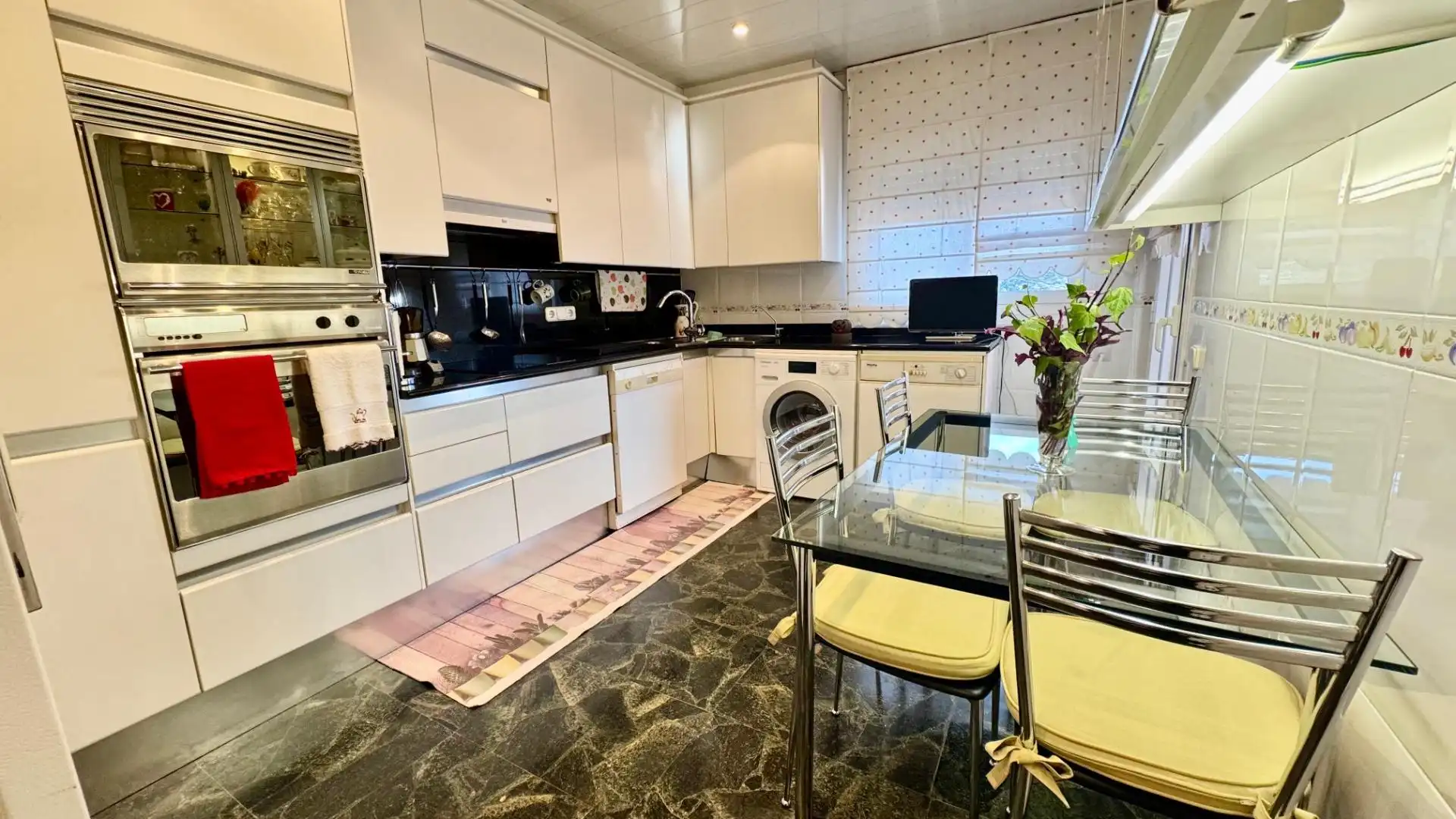 House with terrace for sale in La Plana - Bellsoleig, imagen 4