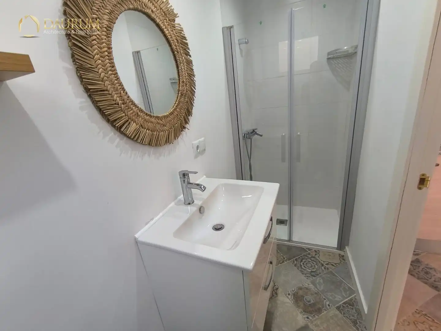 Bathroom of Attic for sale in Elche / Elx  with Air Conditioner, Terrace and Furnished