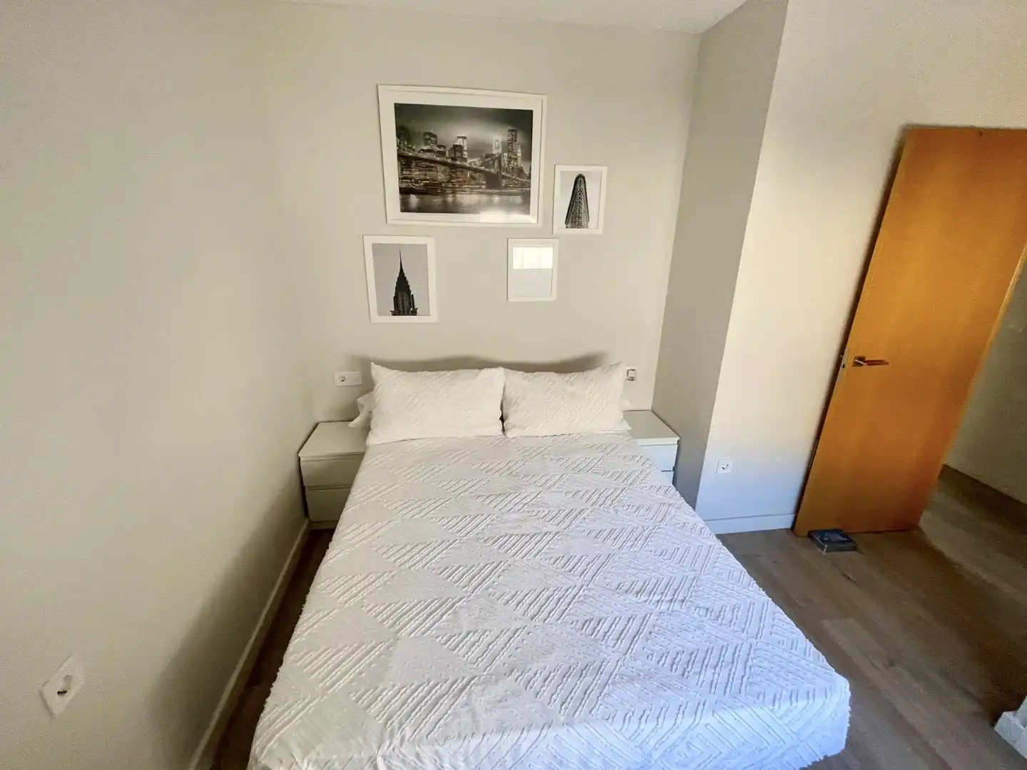 Habitación de Casa adosada en venta en Almería con Aire acondicionado, Parquet y Amueblado