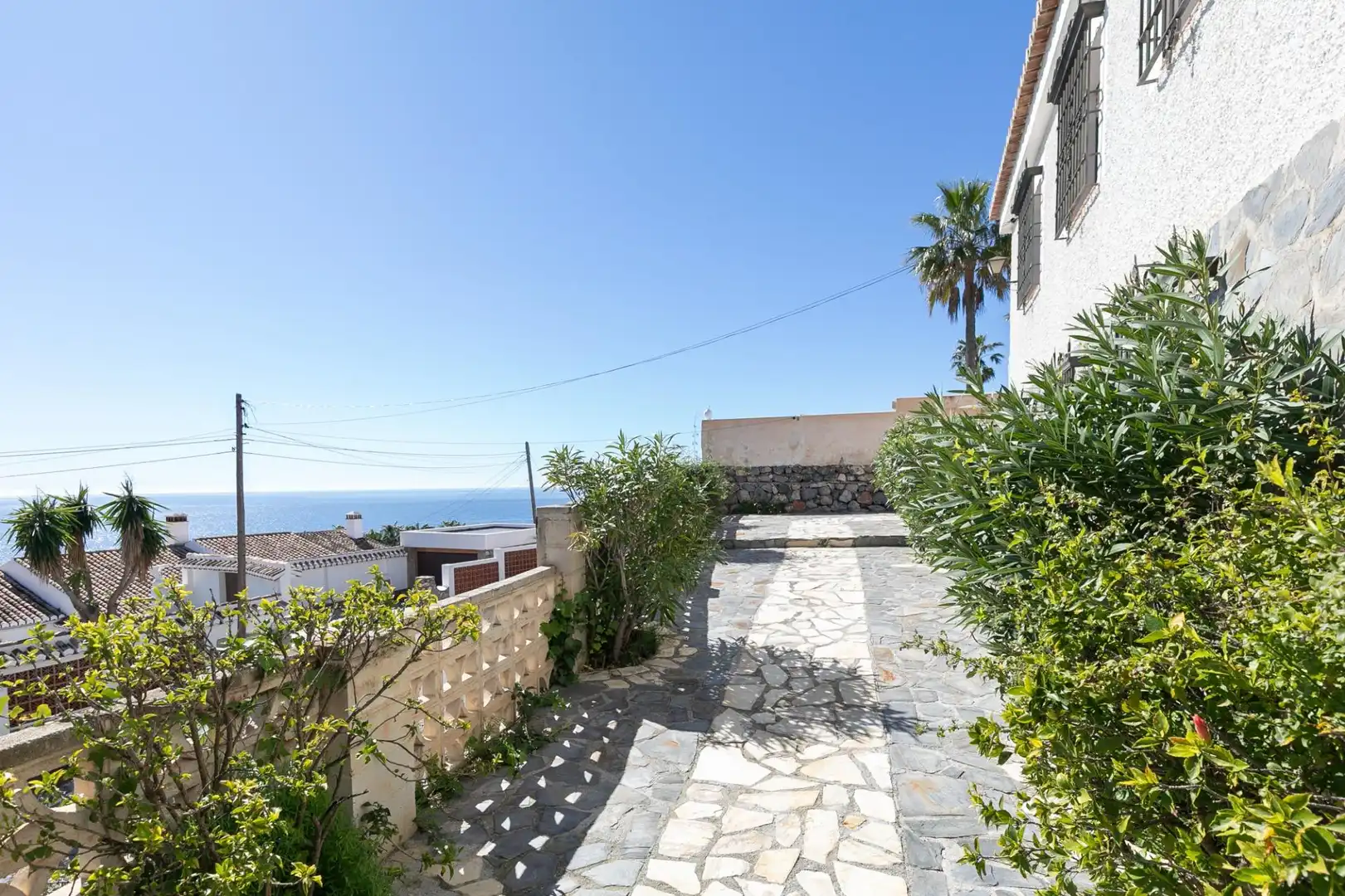 Exterior view of Houses for sale in Almuñécar  with Air Conditioner, Private garden and Terrace