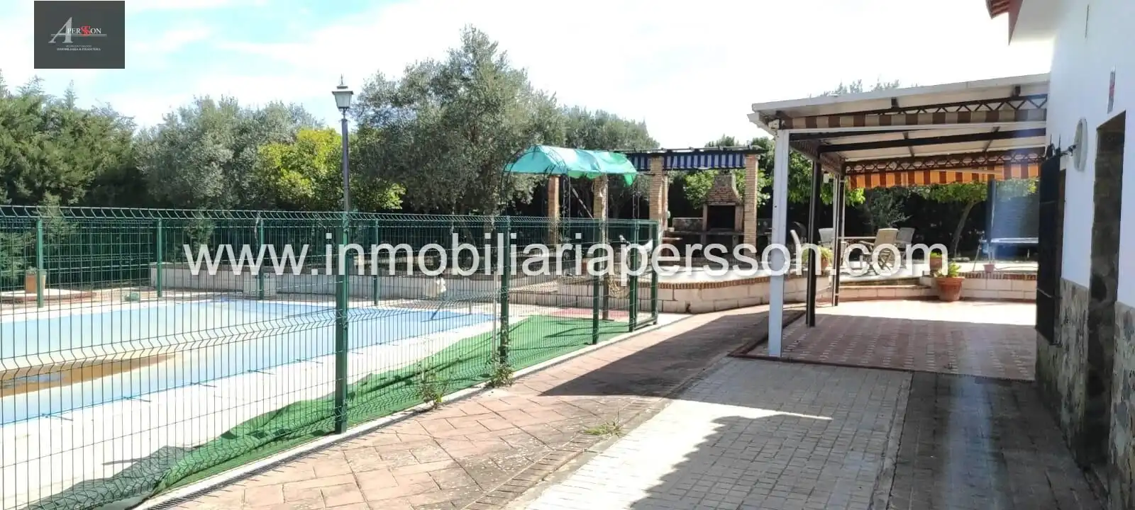 Villa mit Pool zum Verkauf in La Carlota, imagen 3