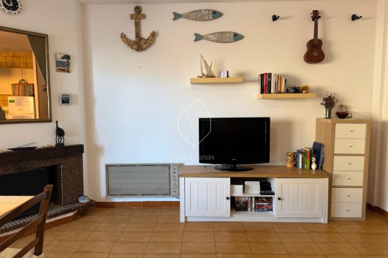 Living room of Apartment for sale in L'Escala  with Terrace