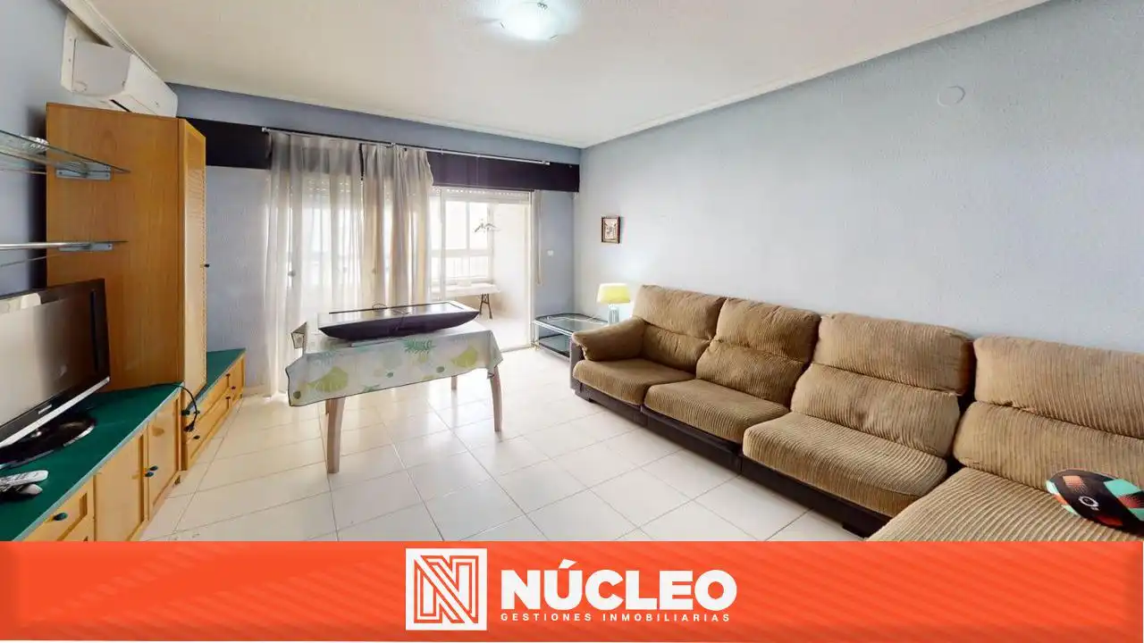 Piso con ascensor en venta en Calle San Miguel de Salinas