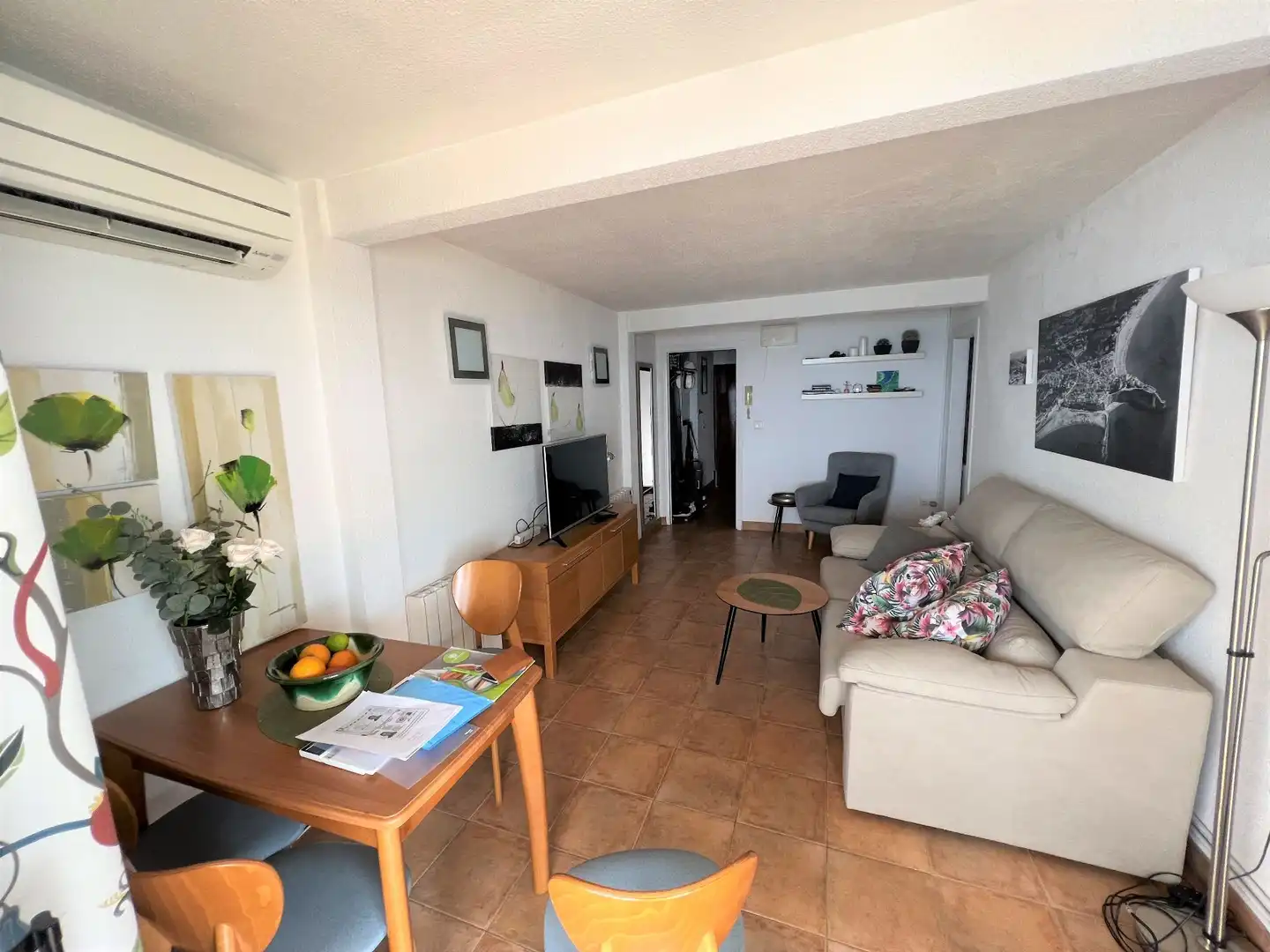 Sala de estar de Ático de alquiler en Benidorm con Terraza