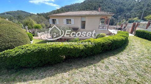 CASA PARA DOS FAMILIAS