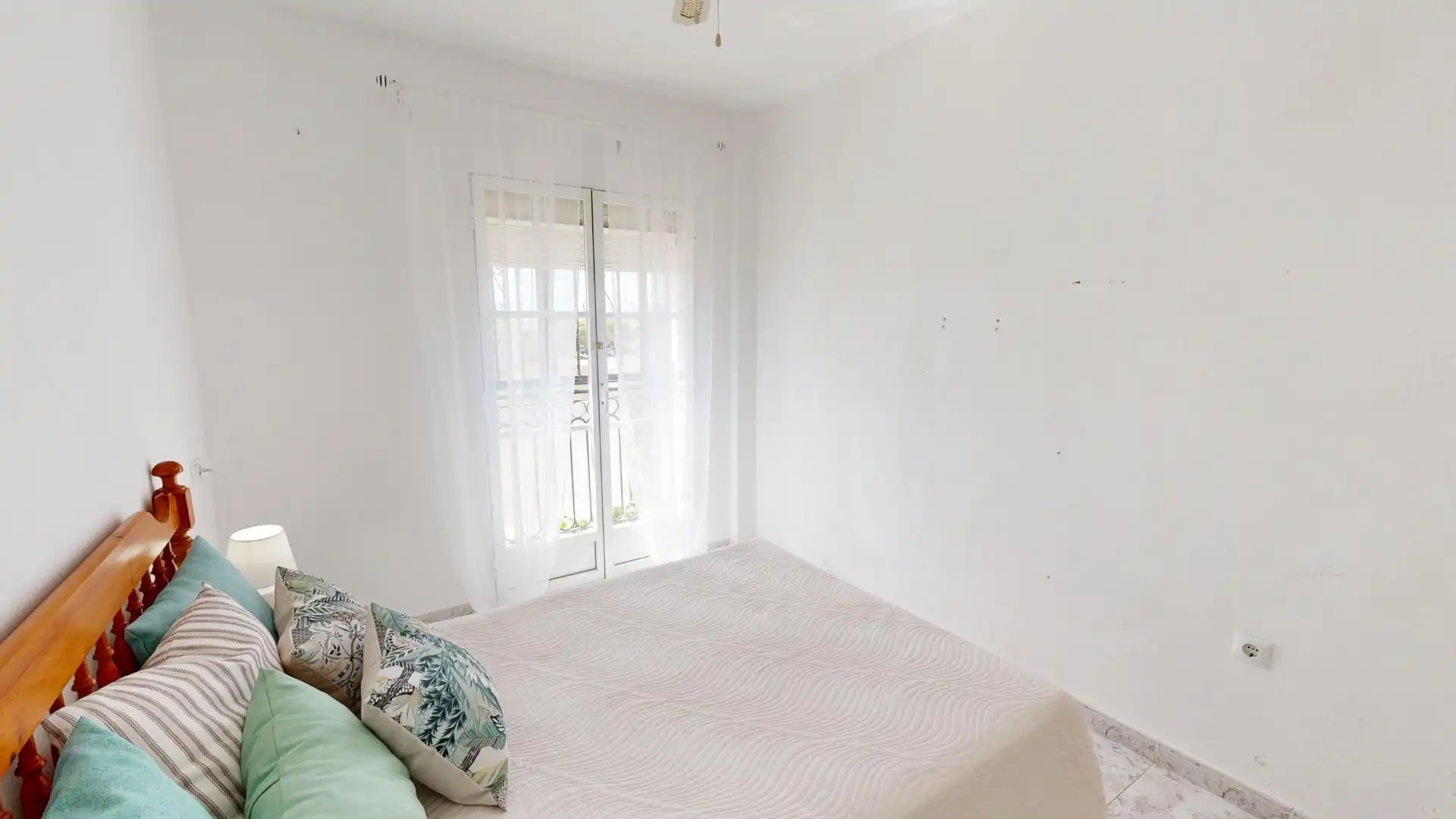 Habitación de Casa o chalet en venta en Orihuela con Terraza, Amueblado y Balcón