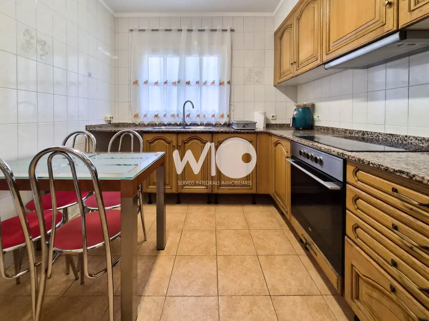 Cocina de Casa o chalet de alquiler en Girona con Aire acondicionado, Calefacción y Terraza