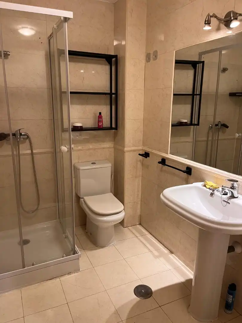 Baño de Piso de alquiler en Bargas con Aire acondicionado, Calefacción y Parquet