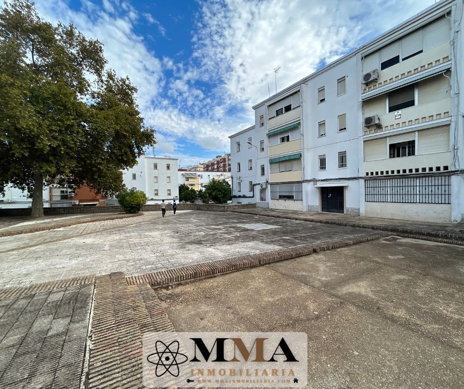 Exterior view of Flat for sale in  Huelva Capital  with Furnished
