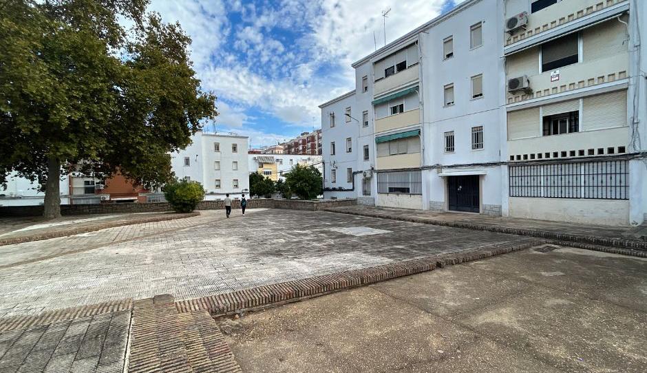 Foto 1 de Pis en venda a Plaza de Los Columpios, 2, Las Torres - Guadalupe, Huelva