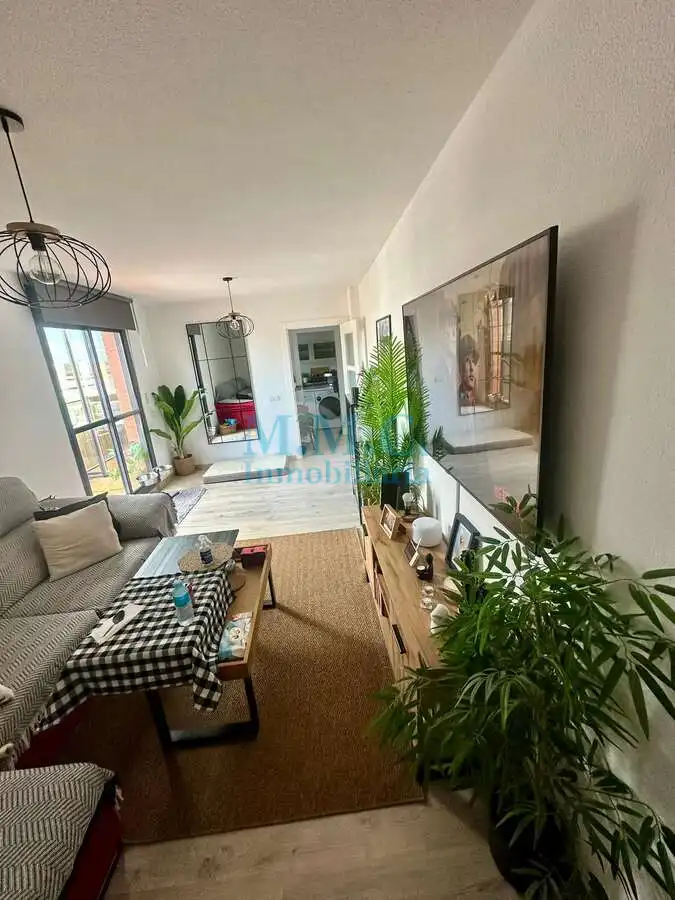 Living room of Attic for sale in Roquetas de Mar  with Air Conditioner, Terrace and Furnished