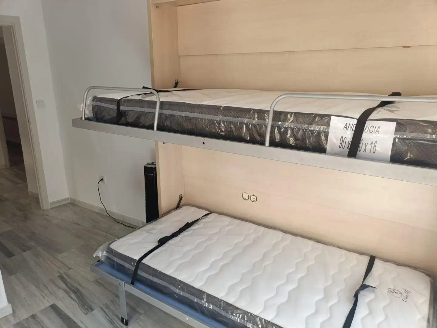 Habitación de Piso de alquiler en Granada con Calefacción y Amueblado