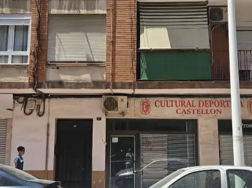 Apartament en venda a calle juan de astruia 73