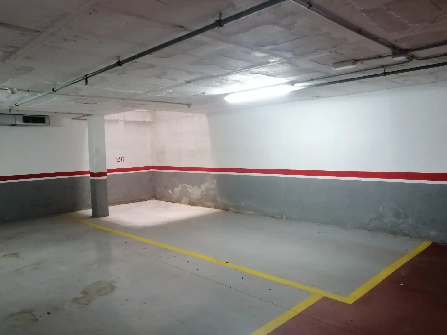 Aparcament de Garatge de lloguer en Badalona