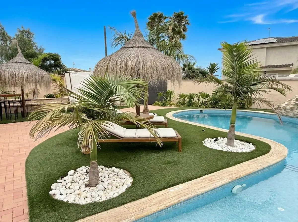 Piscina de Casa o chalet en venta en San Vicente del Raspeig / Sant Vicent del Raspeig con Aire acondicionado, Jardín privado y Terraza