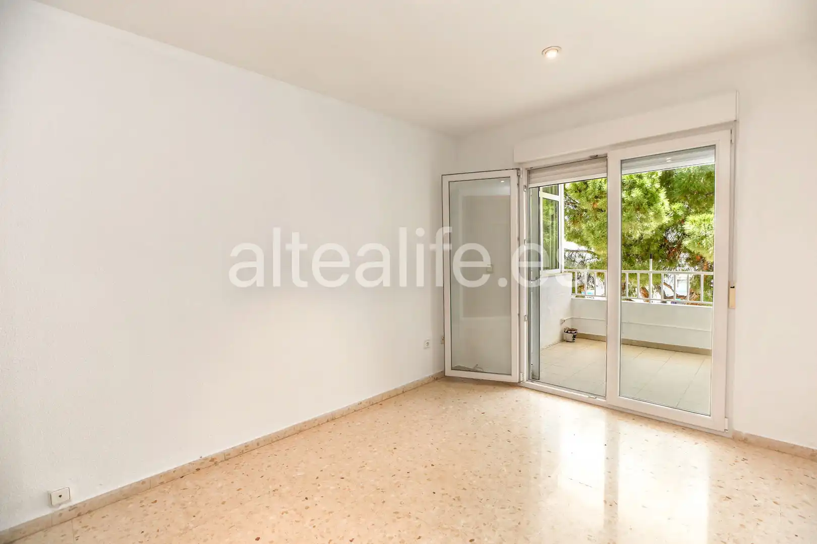 Habitación de Apartamento de alquiler en Altea con Aire acondicionado, Terraza y Trastero