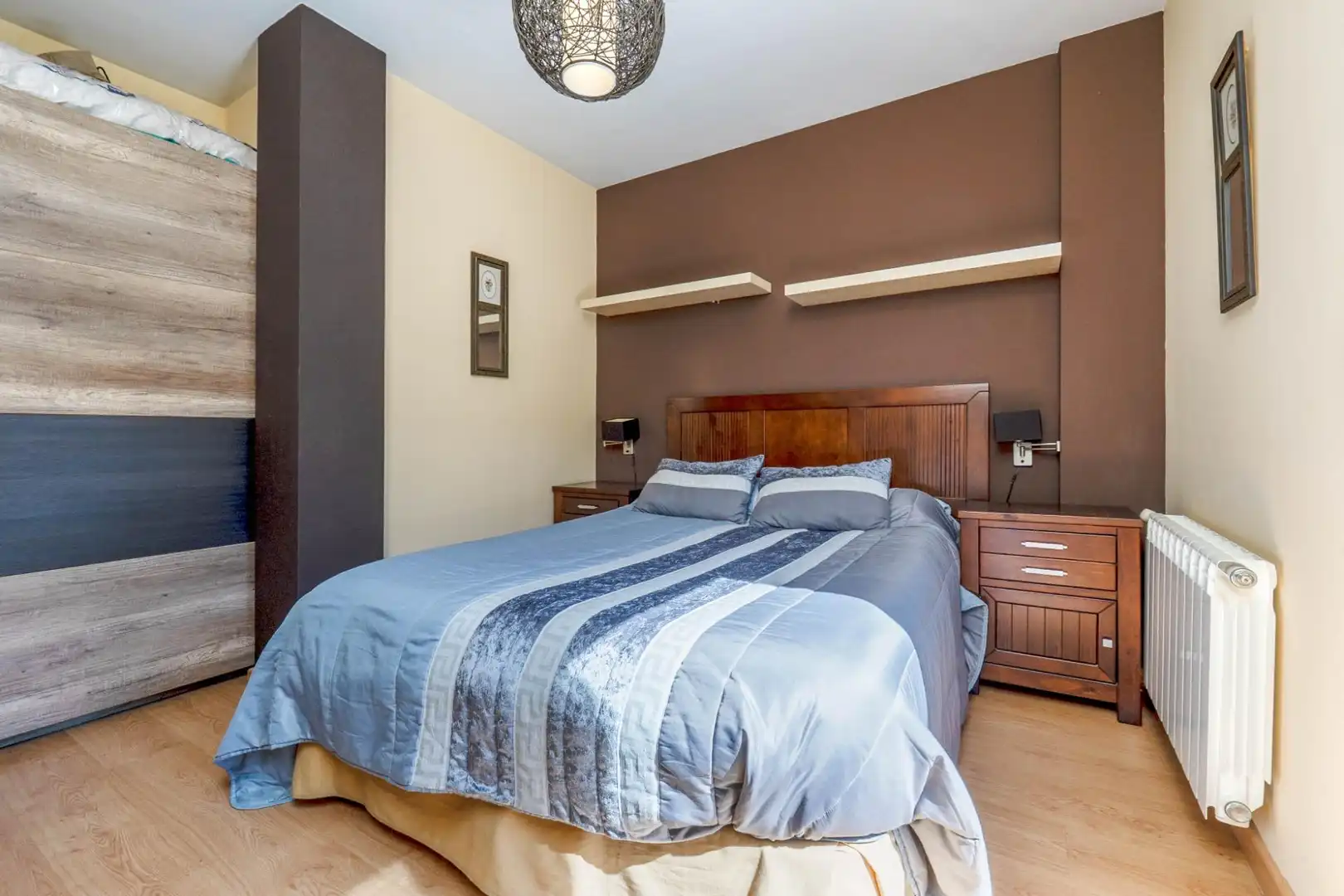 Dormitori de Casa o xalet en venda en Granada amb Calefacció, Terrassa i Traster