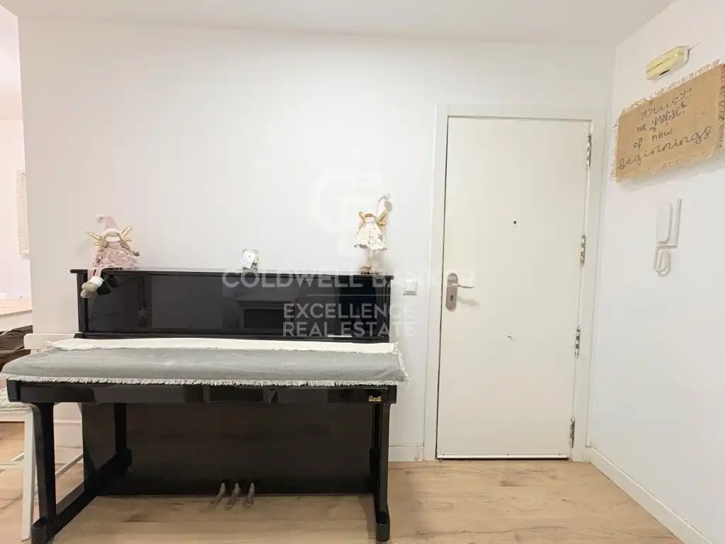 Planta baja en venta en El Puig de Santa Maria con Jardín privado, Piscina y Horno