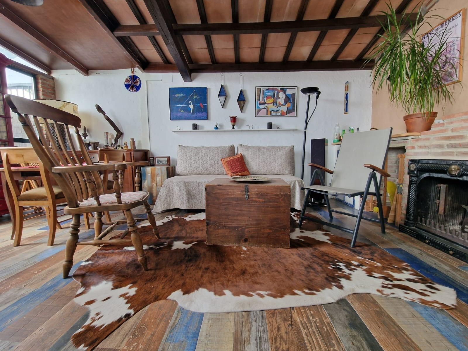 Sala d'estar de Casa o xalet en venda en Benaocaz amb Jardí privat i Terrassa