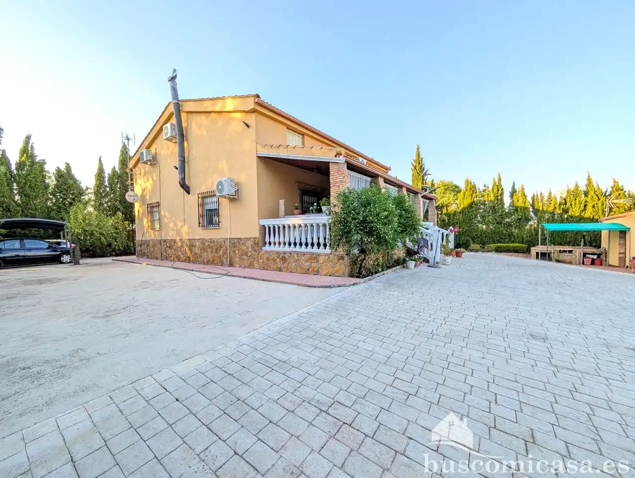 Vista exterior de Finca rústica en venda en Linares amb Aire condicionat, Jardí privat i Traster