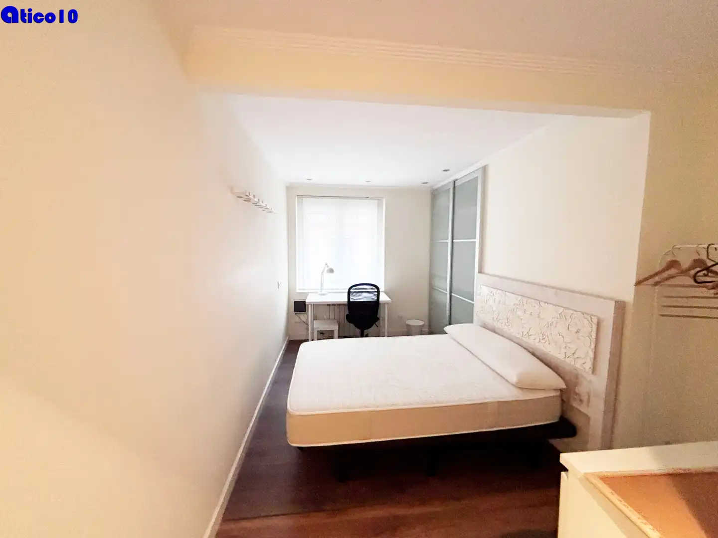Bedroom of Flat for sale in Oviedo   with Heating, Storage room and Furnished