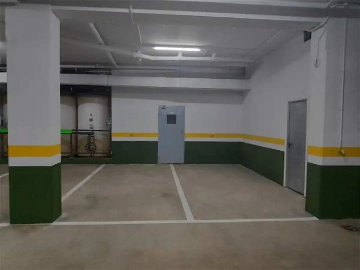 Parkplatz von Garage zur Miete in Sada (A Coruña)