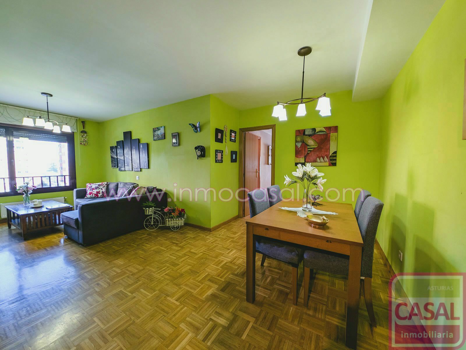 Living room of Flat for sale in Oviedo   with Heating, Terrace and Storage room