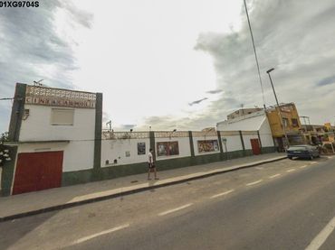 Local comercial en venda a Av Punta Brava