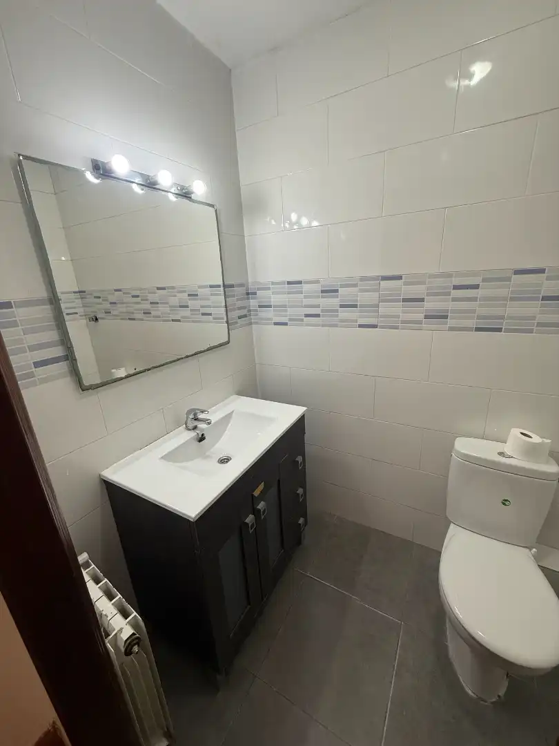 Bathroom of Flat for sale in Tarragona  with Heating and Balcony