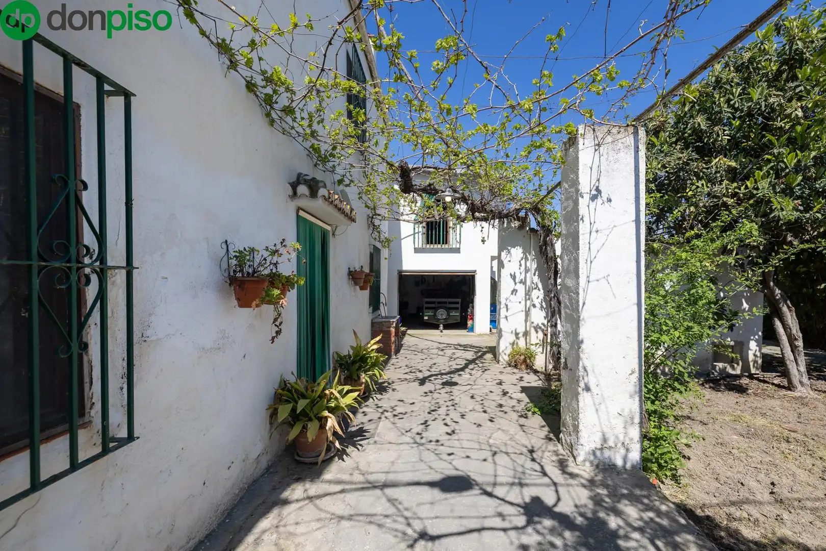 Vista exterior de Finca rústica en venta en Armilla con Jardín privado y Terraza