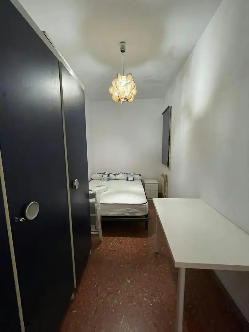 Habitación de Piso para compartir en Barcelona con Aire acondicionado, Calefacción y Lavadora