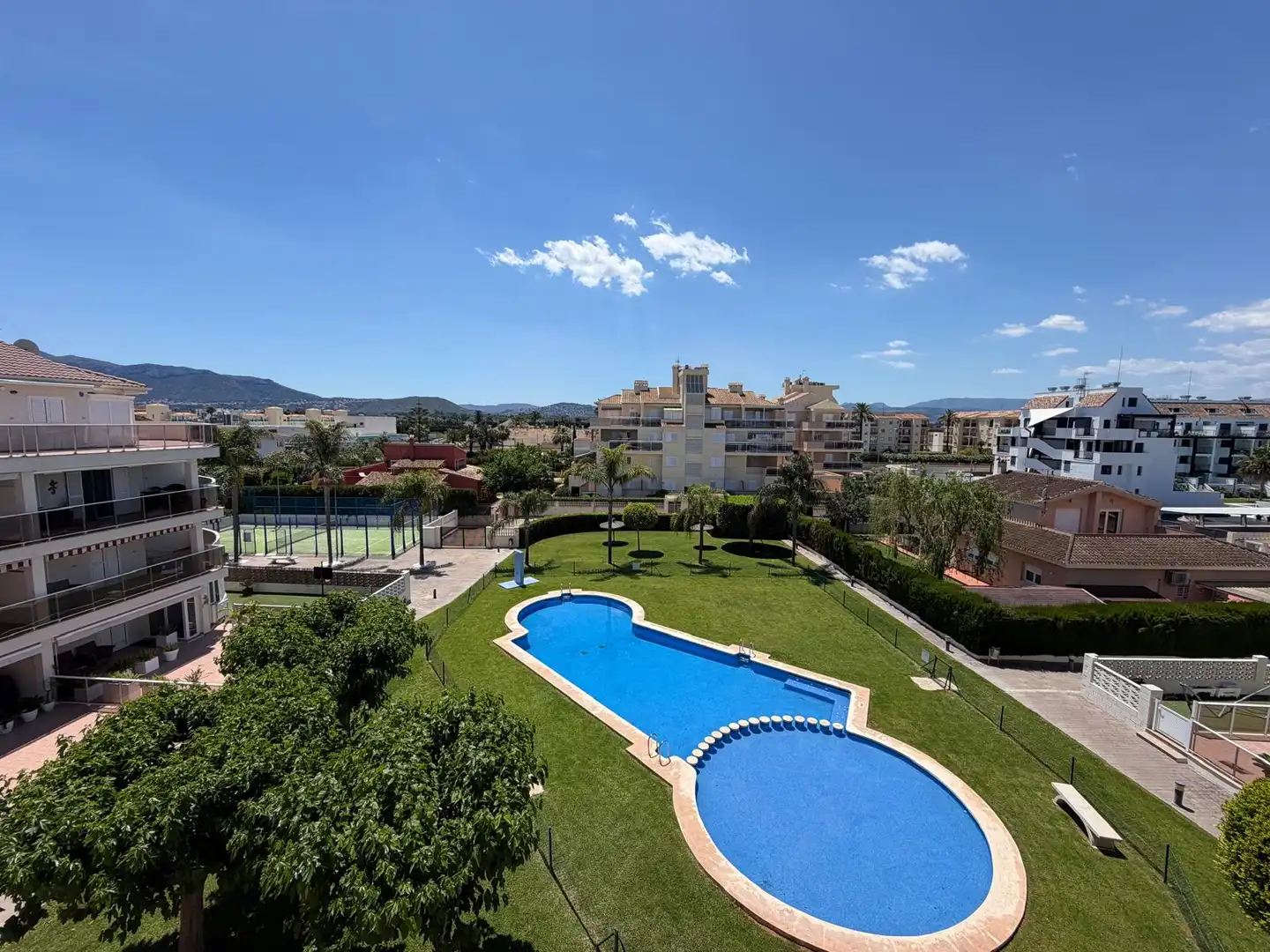 Piscina de Apartamento en venta en Dénia con Aire acondicionado, Calefacción y Jardín privado