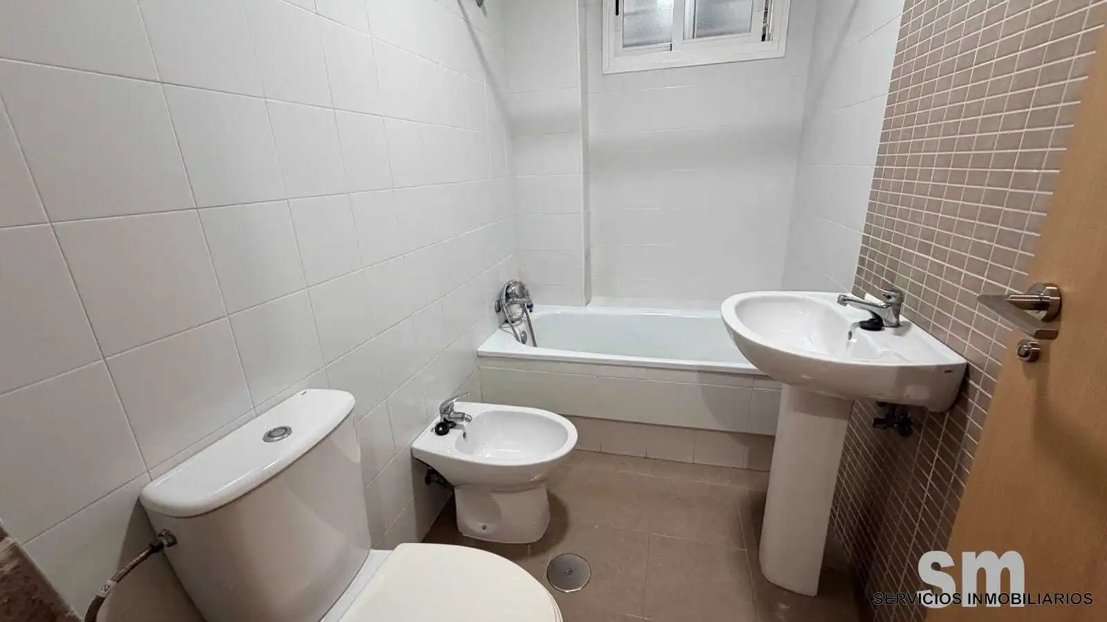Bathroom of Flat for sale in Ubrique  with Storage room