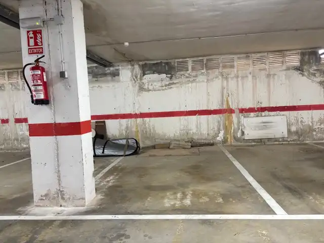 Parking de Piso en venta en Suances con Calefacción, Terraza y Amueblado