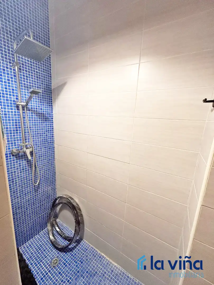 Bathroom of Houses for sale in Humilladero  with Air Conditioner, Terrace and Storage room