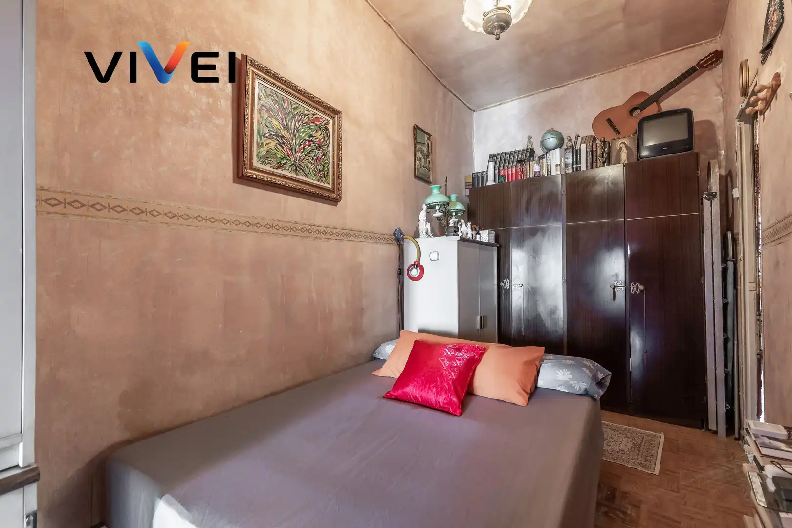 Habitación de Piso en venta en Madrid con Balcón