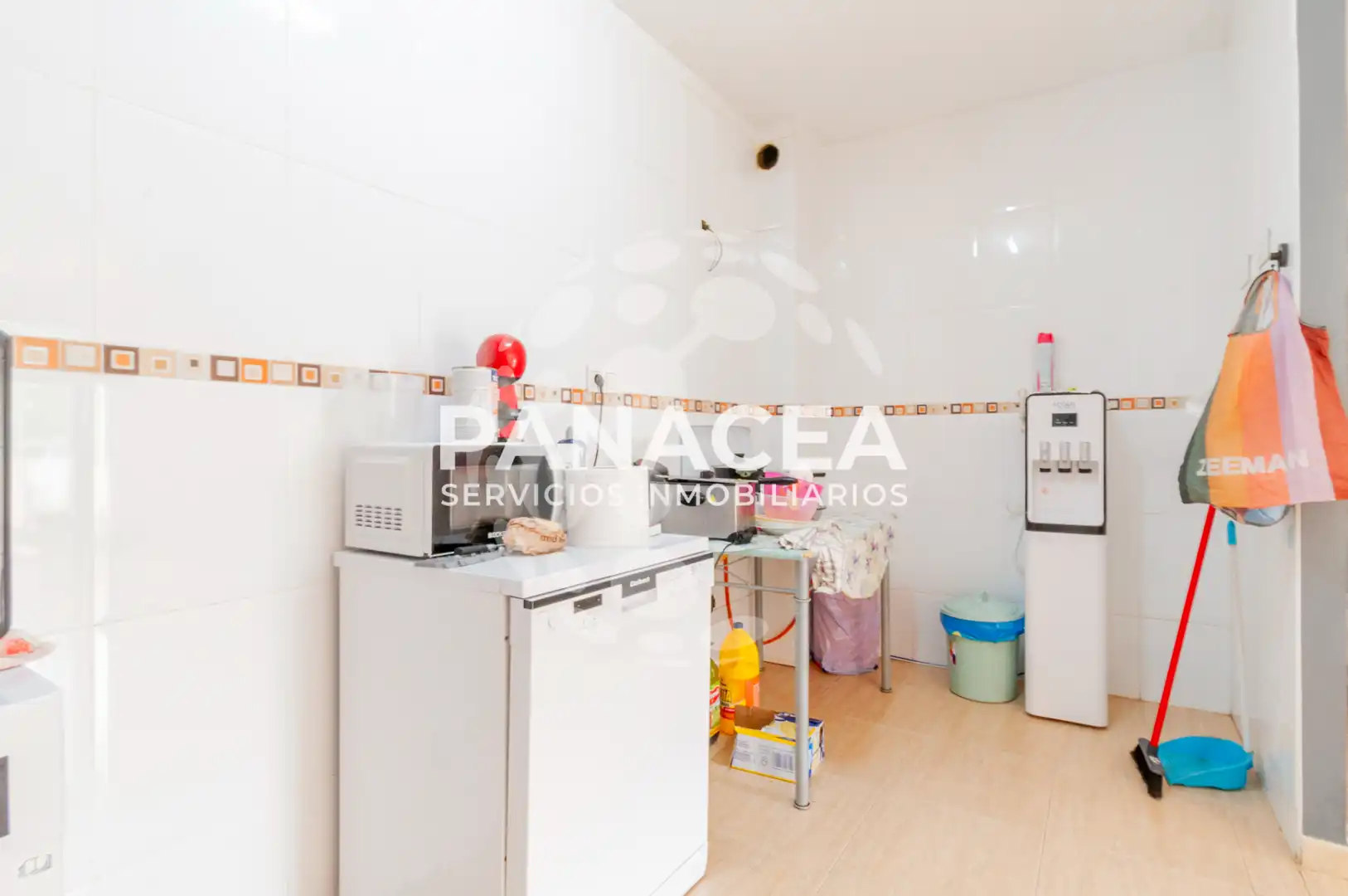 Cocina de Piso en venta en El Ejido con Amueblado, TV y Balcón