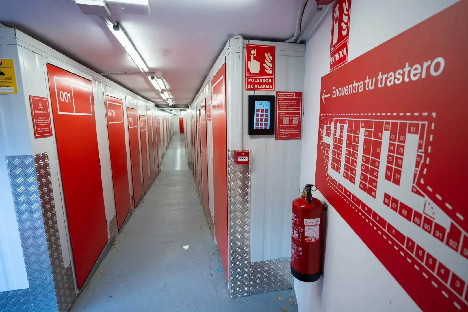 Storage room for rent in Barcelona  with Alarm