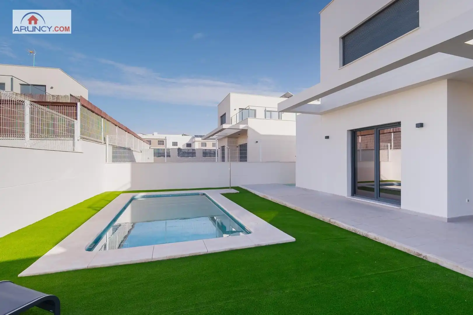 Villa con piscina in affitto a Entrenúcleos, imagen 3