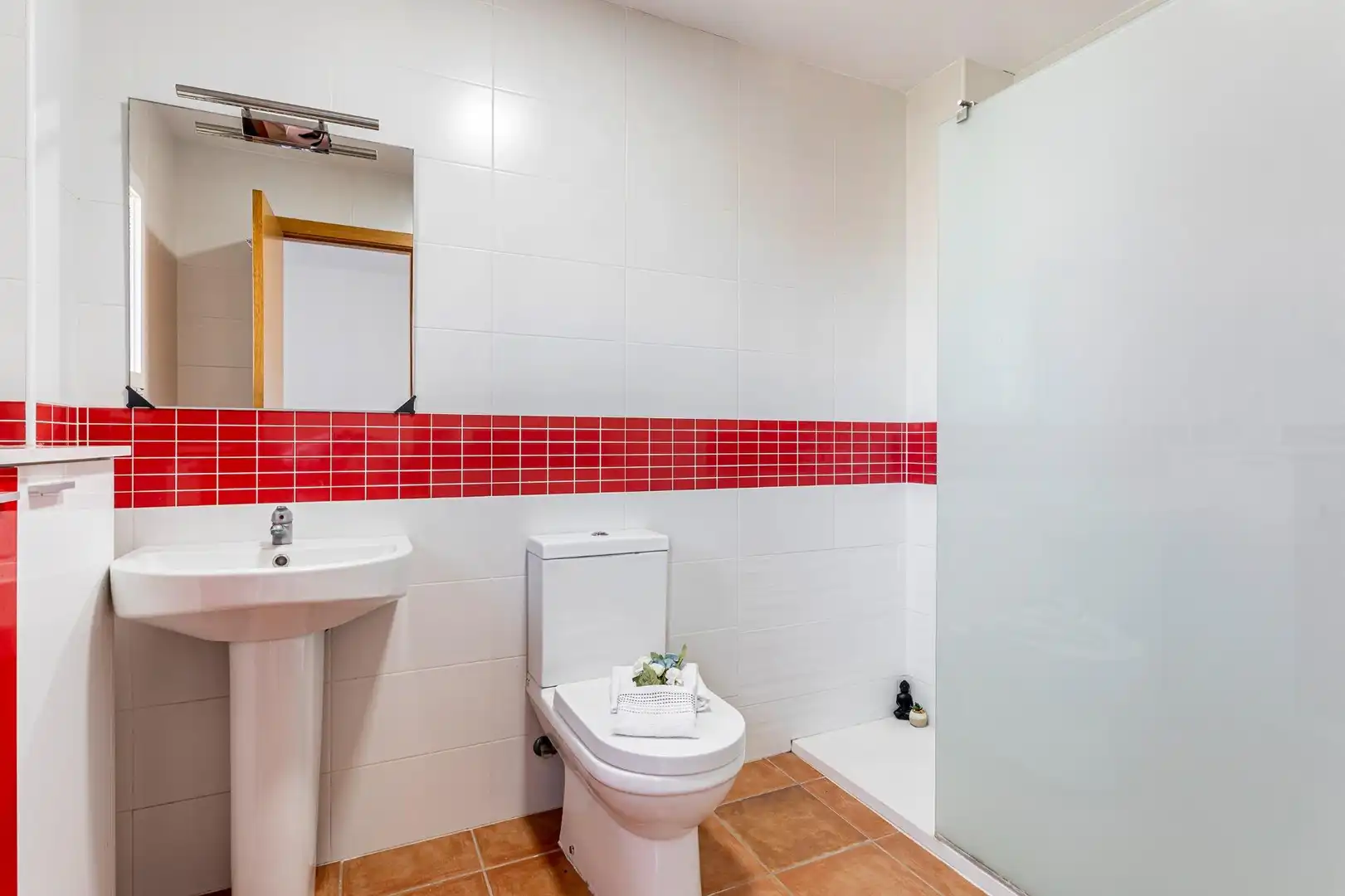 Baño de Casa adosada en venta en Montserrat con Aire acondicionado, Jardín privado y Terraza