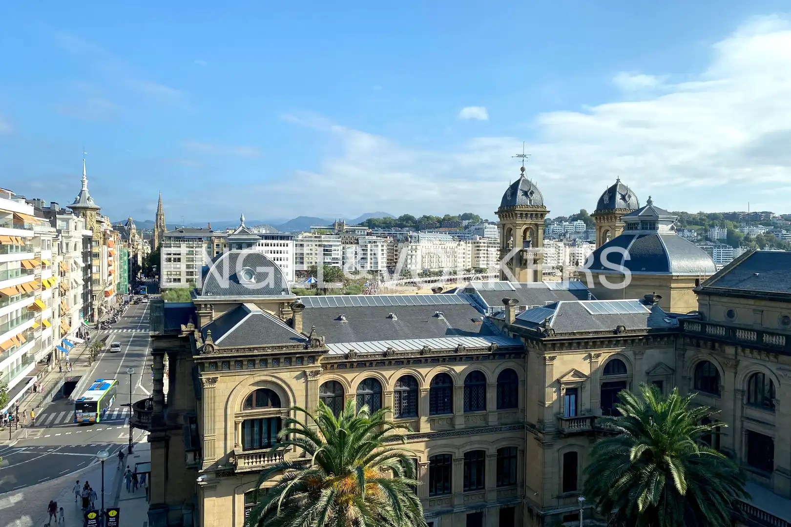 Vista exterior de Pis de lloguer en Donostia - San Sebastián  amb Aire condicionat, Calefacció i Jardí privat