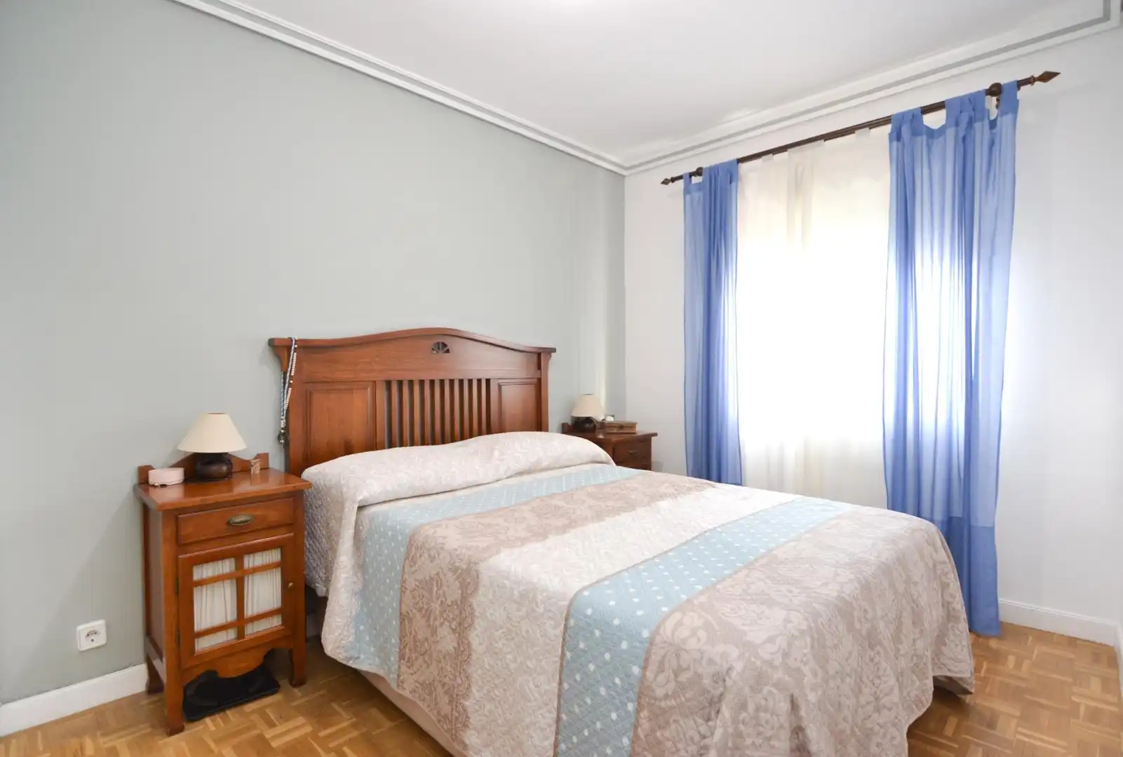 Habitación de Planta baja en venta en Móstoles con Calefacción, Parquet y Terraza