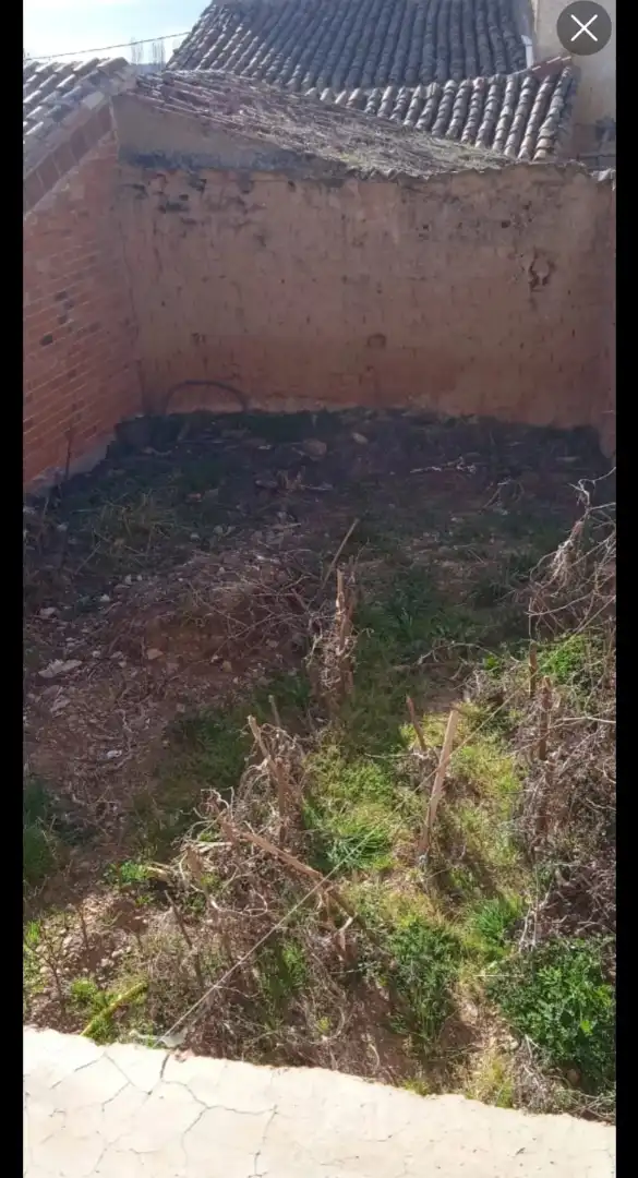 Casa o xalet en venda en Villalmanzo amb Jardí privat