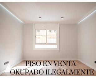 Exterior view of Flat for sale in Esplugues de Llobregat  with Air Conditioner, Terrace and Balcony