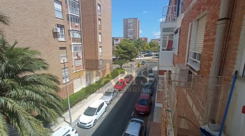 Foto 2 de Piso de alquiler en Tierno Galvan , Ensanche, Cartagena