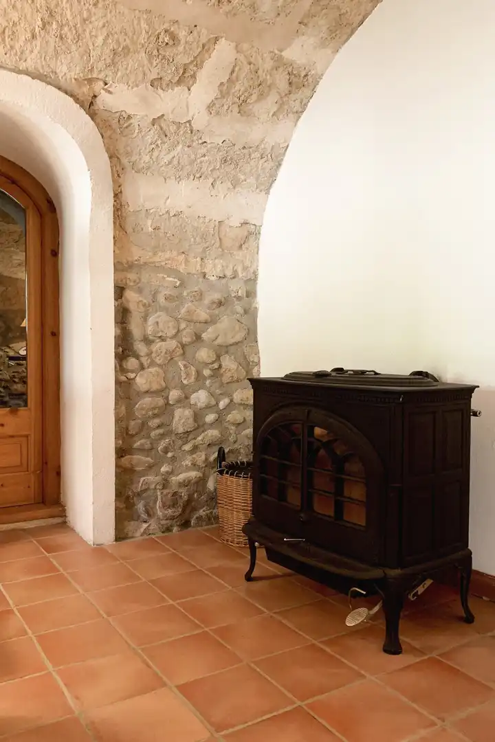Finca rústica en venda en Cabanelles amb Calefacció, Terrassa i Moblat