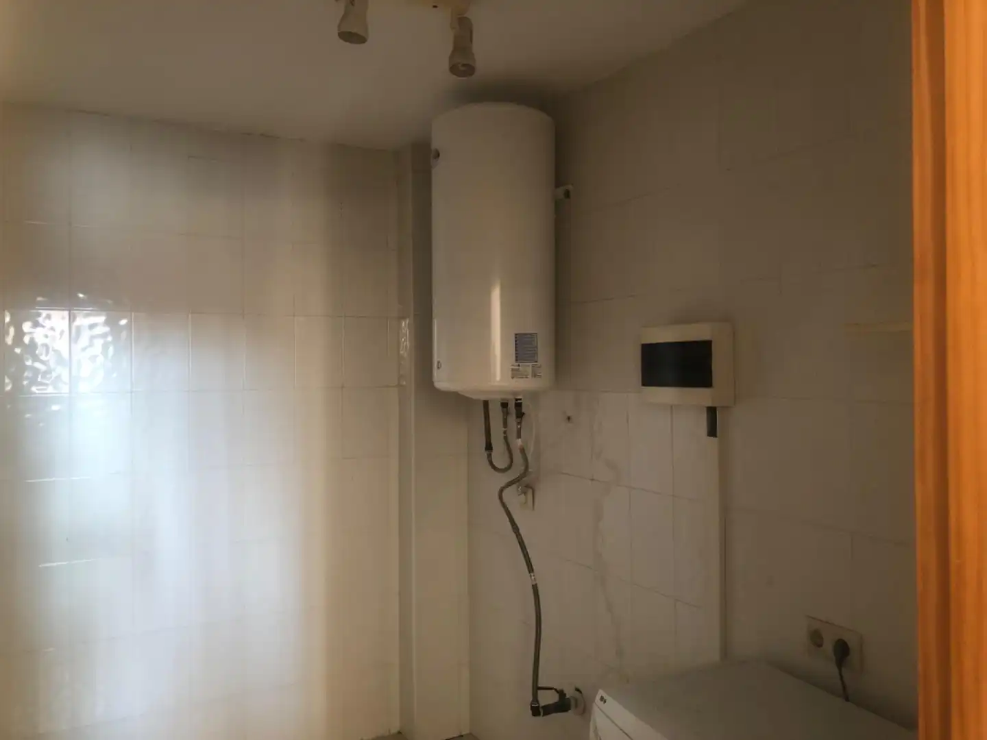 Baño de Casa adosada en venta en Mijas con Aire acondicionado, Calefacción y Jardín privado