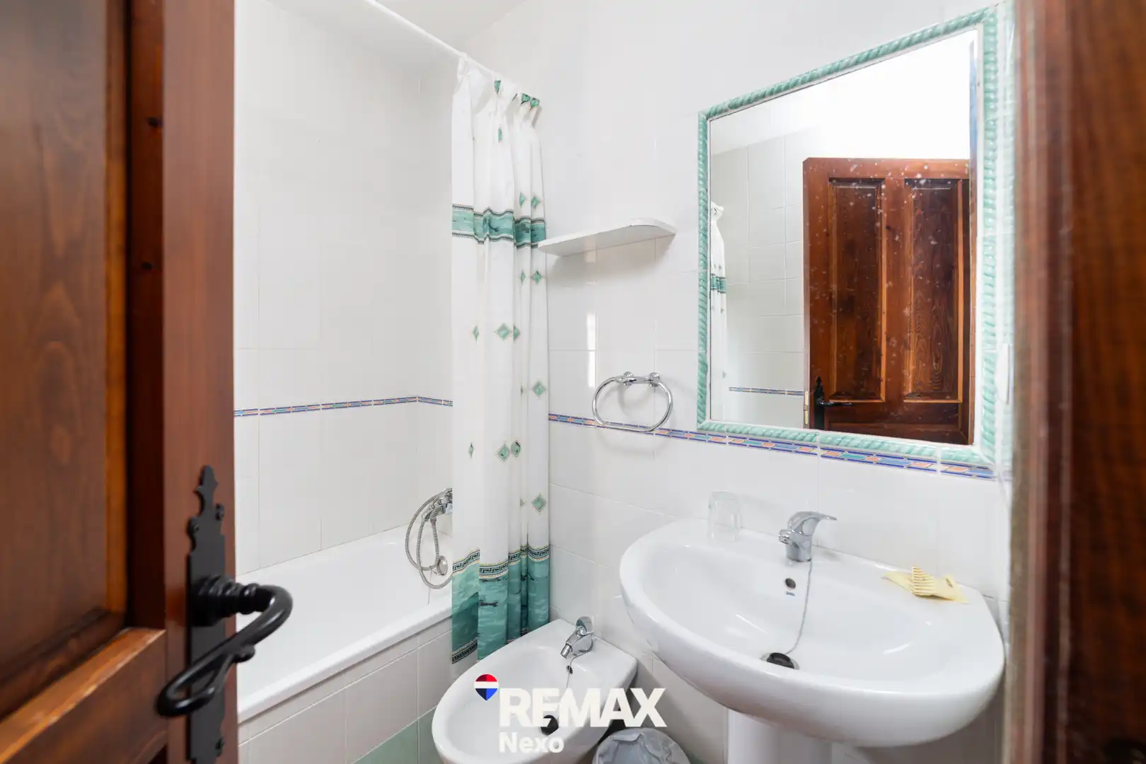 Bathroom of Buildings for sale in San Llorente