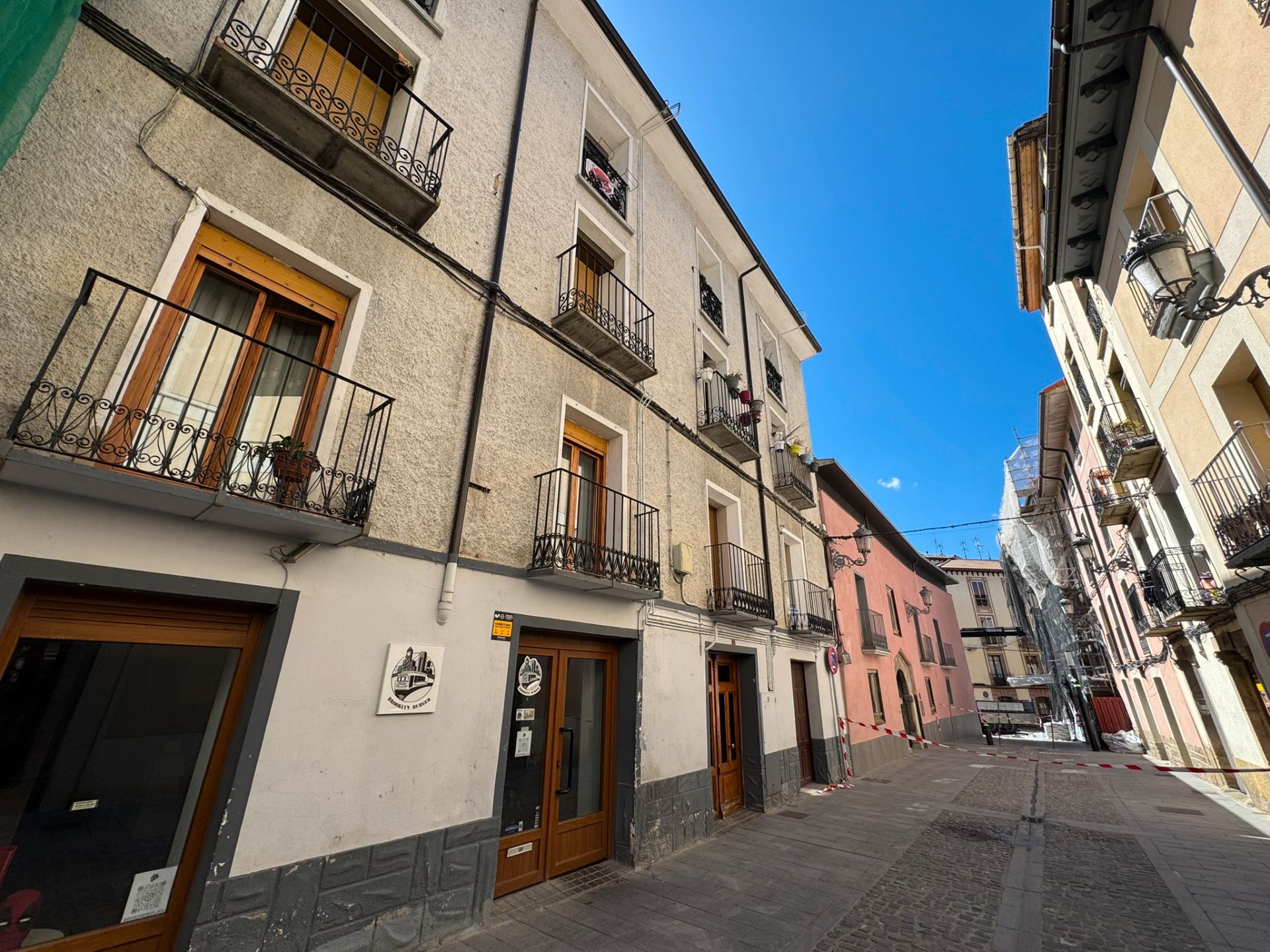 Exterior view of Flat for sale in Jaca  with Heating, Parquet flooring and Terrace